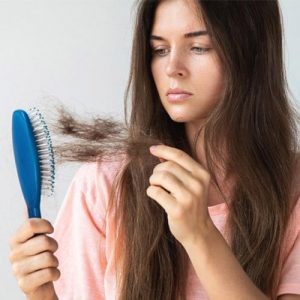 مهمترین علت ریزش مو در زنان