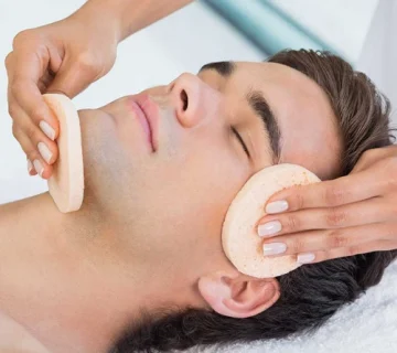 خدمات پاکسازی پوست آقایان در کلینیک زیبایی گلدن رویال